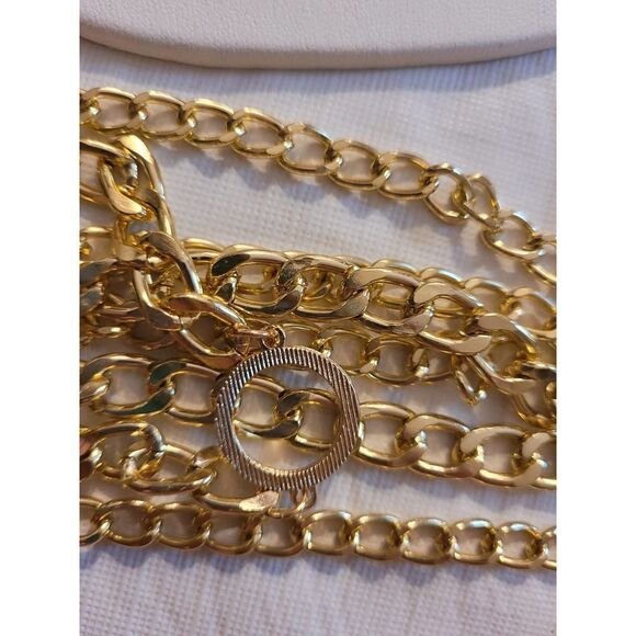 Thick gold tone multi-chain choker necklace faux diamond circle pendant - Picture 4 of 6